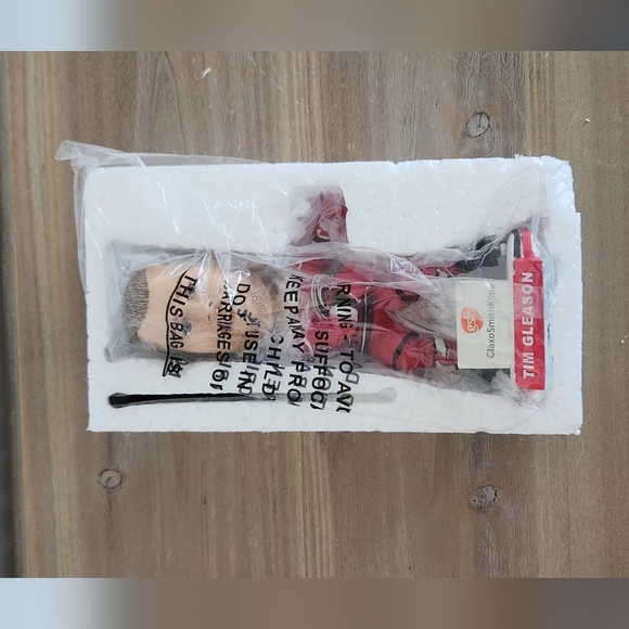 🏒 Carolina Hurricanes Tim Gleason Bobblehead – Limited Edition 2010, Boxed - Picture 9 of 16